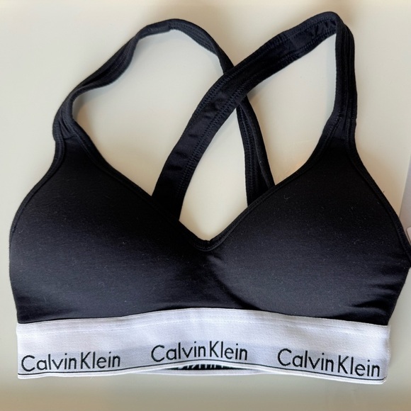 Calvin Klein Modern Cotton Bralette - Black - Picture 8 of 9